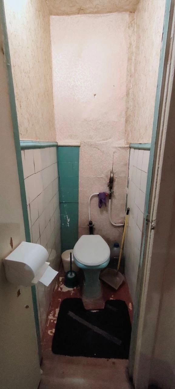 ‼Продам 3-комн. квартиру на ул. Калугина! (Городок ОР), 1/5-эт., 56/36/6. Санузел раздельный. Газовая колонка на воду. Двойная входная дверь. к сделке. Школа, садик, рынок. Отличная транспортная развязка. Цена: 4 300 000₽. Телефон +7(959)138-09-56 (telegram) Надежда‼‼ ...
